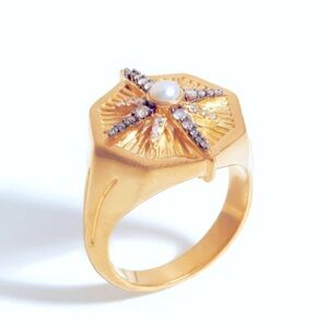 Missoma x Harris Reed Gold Star Signet Ring size 7.5